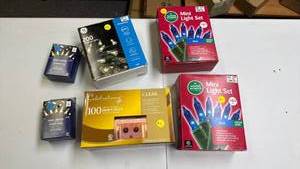lot 252 image: Lot of Light String Sets Mini Lights Icicle Lights 100-200 Count