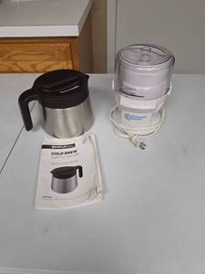 lot 803 image: SimpleTaste Cold Brew Coffee Maker and Ultimate Chopper Food Processor Lot.