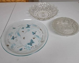 lot 812 image: 3-Piece Glassware Lot  - Large serving plate with blue butterflies, candy dish and scalloped edge bowl
