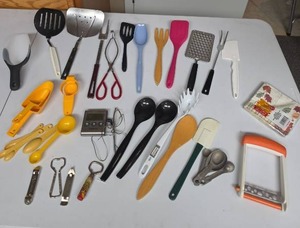 lot 849 image: Kitchen Utensil Lot 40 Pieces Spatulas Tongs Spoons Grater Timer.