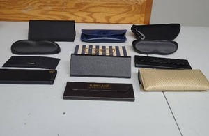 lot 871 image: Lot of 9 Eyeglass Cases and Sunglasses Cases
