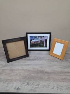lot 347 image: Picture Frames Lot of 3