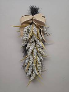 lot 399 image: Decorative Dried Floral Swag with Burlap Bow White Berries Black Fillers.