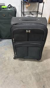 lot 632 image: Jeep Black Soft-Sided Rolling Luggage Suitcase