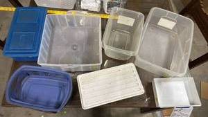 lot 638 image: Small plastic storage bins and totes (only 1 has a lid)