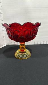 lot 1001 image: L.E. Smith Amberina glass Moon and Stars pedestal compote dish with scalloped rim 7x8