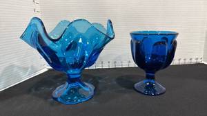lot 1003 image: Viking peacock blue pedestal bowl and glass