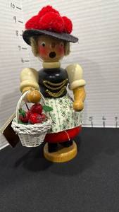 lot 1006 image: Holzkunst Christian Ulbricht German wooden smoker incense burner