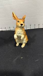 lot 1016 image: Lefton porcelain rabbit