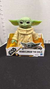lot 1021 image: Mandalorian The Child new in box