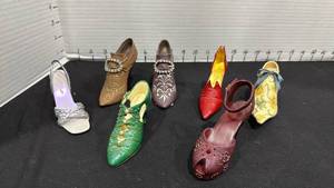 lot 1037 image: Just The Right Shoe decorative shoes set of 7