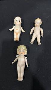 lot 1044 image: 3 Kewpie babies with jointed arms