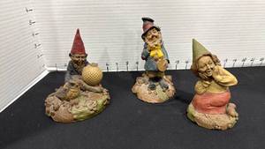 lot 1056 image: Tom Clark Birdie Gnome Figurine, Penny gnome and Twinkle gnome figurines