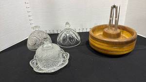 lot 1074 image: Buttered dishes and tops with nut bowl