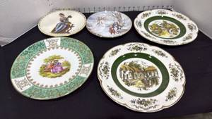 lot 1085 image: Collector decorative plates