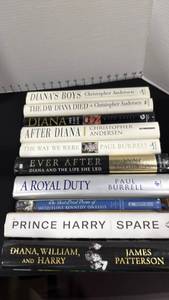 lot 1106 image: Hardback books on Jacqueline Kennedy and Princess Diana