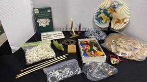 lot 1120 image: Embroidery thread, fan, beads and more