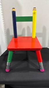 lot 1130 image: Childs chair 20x14x14