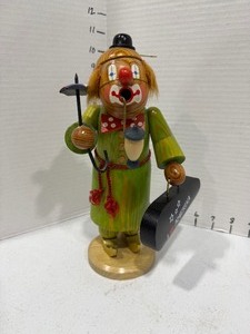 lot 1008 image: Seiffener German smoker incense burner