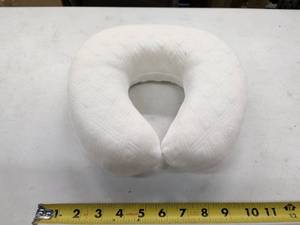 lot 2301 image: Travel Neck Pillow