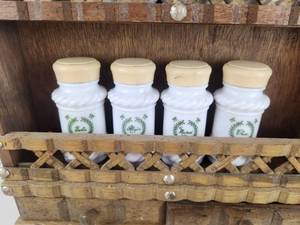 Vintage Wooden Wall Mount Spice Rack w/ 7 Milk Glass Jars