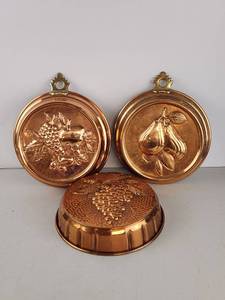lot 108 image: Vintage Copper Fruit Wall Molds Set of 3 8 Made in India