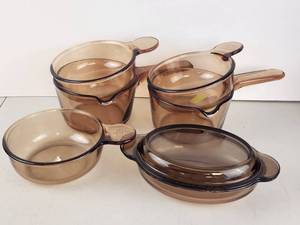lot 125 image: Vintage Amber Visions Cookware 6-Piece Set Corning
