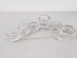lot 194 image: Vintage Clear Glass Salt Cellar Set 7 Pieces with Spoon