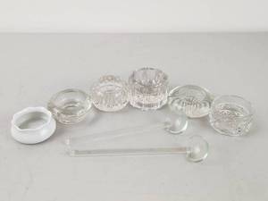 lot 195 image: Vintage Salt Cellars 8 Piece Lot