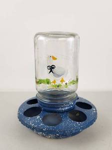lot 204 image: Mason Jar Pet Feeder with Blue Speckled Base Seagull Design