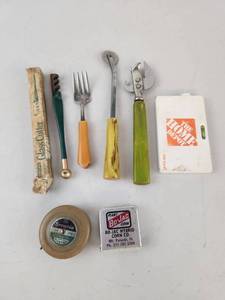 lot 294 image: Lot of 8 Vintage Kitchen Tools and Advertising Items Glass Cutter Utensils
