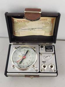 lot 320 image: Spirit of St. Louis Travel Series Alarm Clock 4750-20BR