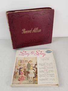 lot 330 image: Record Lot Sing O Sing 78 RPM Plus Album w Records