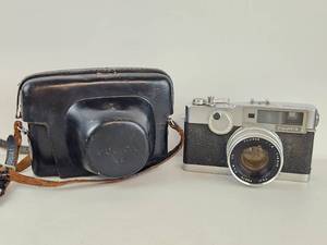 lot 338 image: Fujica V2 Rangefinder Camera with Fujinon Lens and Case