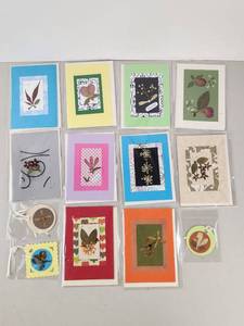 lot 394 image: Handmade Pressed Flower Lot