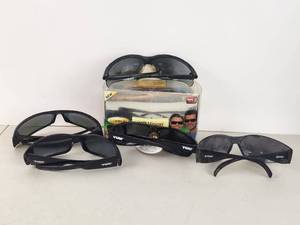 lot 402 image: Sunglasses Lot 5 Pairs YUM STIHL HD Vision Fold Away