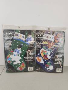 lot 433 image: Vintage J.P. Coats Felt Applique with IronOn Transfers 2 Pack Snowman Christmas