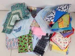 lot 456 image: Fabric Scrap Bundle Quilting Cotton Prints Assorted Patterns 30 Pieces