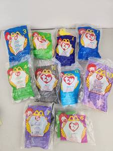 lot 487 image: Vintage Teenie Beanies McDonalds Happy Meal Toy Animals Beanie Babies Lot