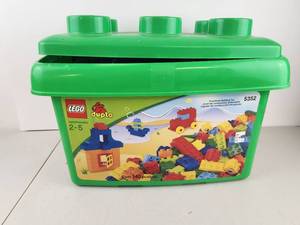 lot 496 image: LEGO Duplo Preschool Building Toy