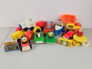 lot 510 image: Vintage Fisher Price Bundle Mail Truck Vehicles Little People
