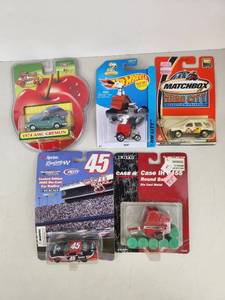 lot 519 image: Die-Cast Toy Car Lot 5 Pack Fresh Cherries Matchbox Hot Wheels Sprint Racing Sealed on Card