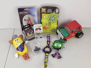 lot 530 image: Mixed Toy Lot Buzz Lightyear Harry Potter & More