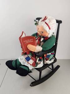 lot 568 image: Vintage Annalee Doll Mrs. Claus in Rocking Chair 18