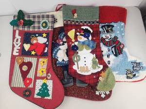 lot 574 image: Vintage 20 Christmas Stocking Lot Needlepoint & More