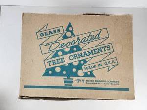lot 586 image: Vintage Glass Christmas Ornaments Original Marks Brothers Box