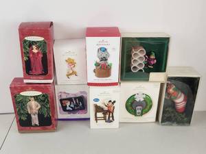 lot 604 image: Hallmark Keepsake Ornament Collection Lot 9 pieces Gone with the Wind &amp More