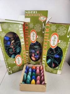 lot 608 image: VIntage 1950s Hofers Outdoor Christmas Lights with Replacement Bulbs