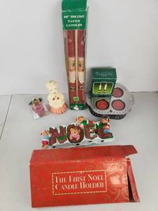 lot 609 image: Vintage Holiday Candle Decor Lot&nbsp