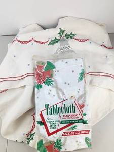lot 630 image: Vintage Tablecloth Lot Embroidered NOS